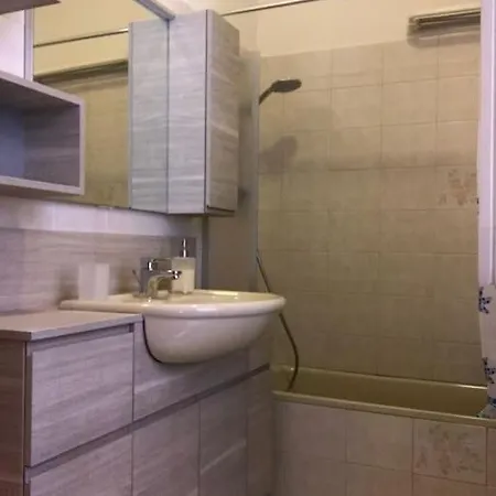 Tonyman 1 Apartment *