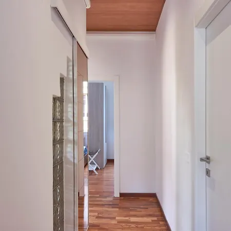 Apartment Tonyman 1 *